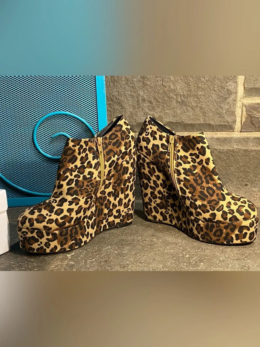 NIB Leopard print platform ankle booties,EU 40,US 9